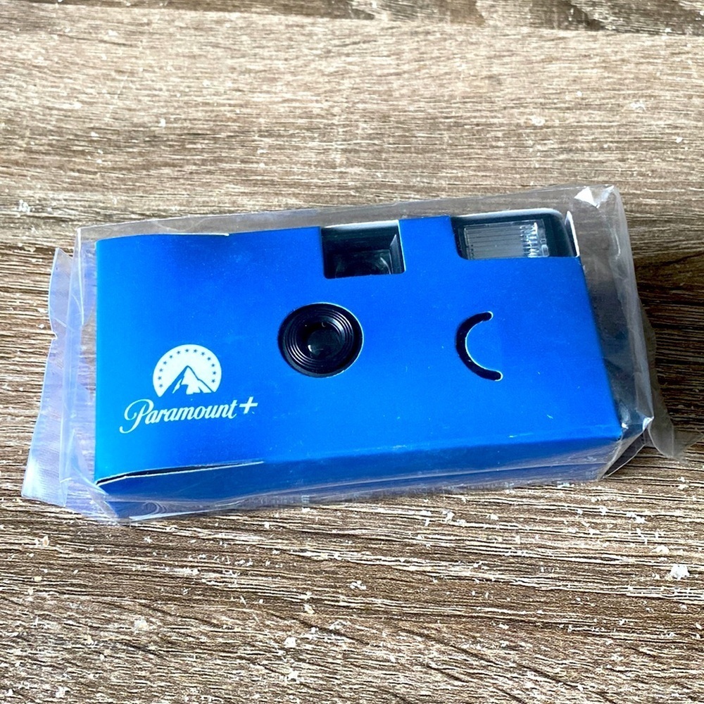 PARAMOUNT Disposable Camera 📷 PRICE FIRM 💥